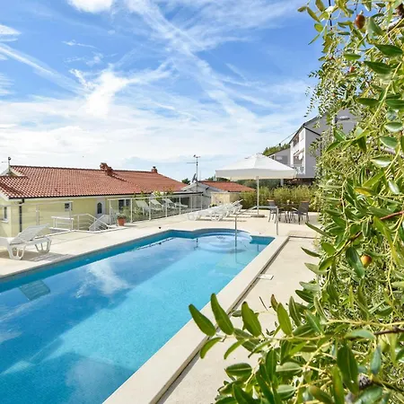 3 Bedroom In Lokva Rogoznica